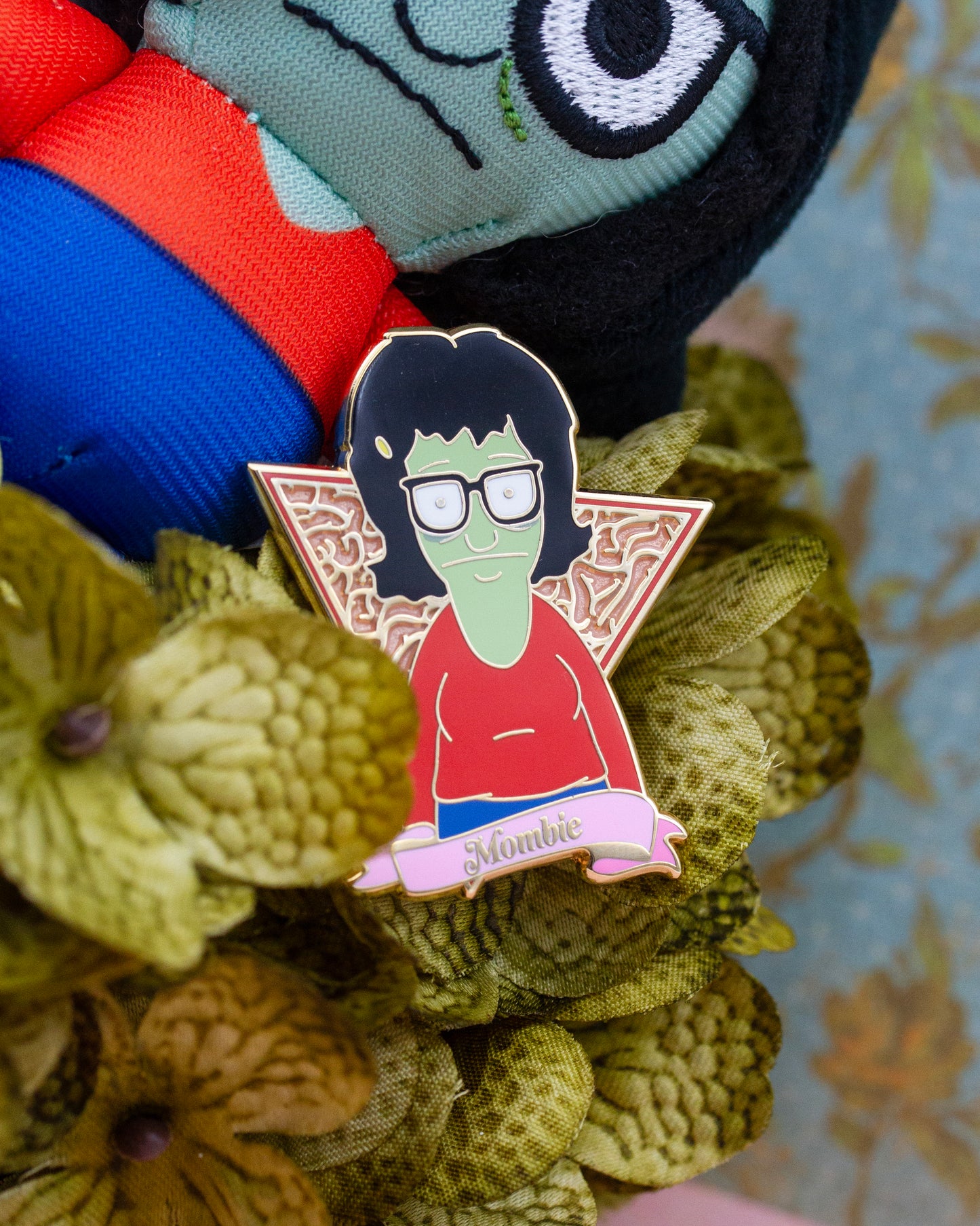 'Mombie' Halloween Enamel Pin