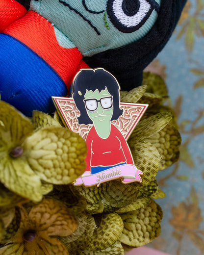 'Mombie' Halloween Enamel Pin